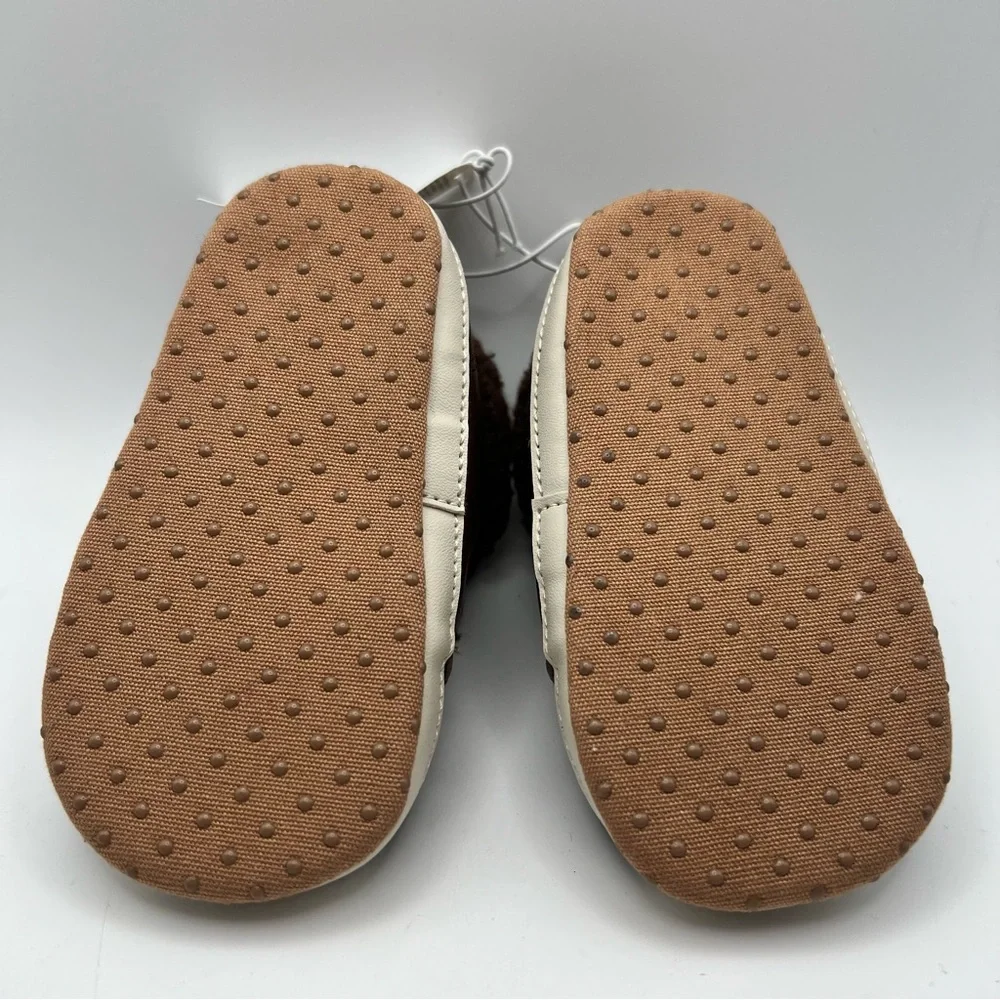 3/$30 Old Navy Brown Sherpa baby Boots with Cream Trim